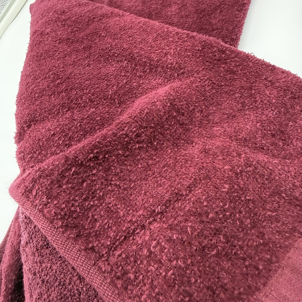 Set 3 Vintage Holiday Embroidered Santa Bath & Hand Towels 100% Cotton Maroon - Picture 7 of 8